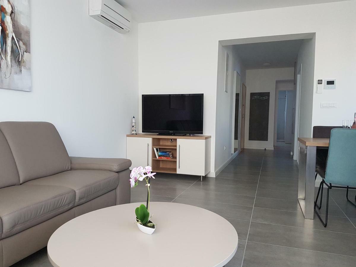 Apartment Aria Exclusive Петрчане Экстерьер фото