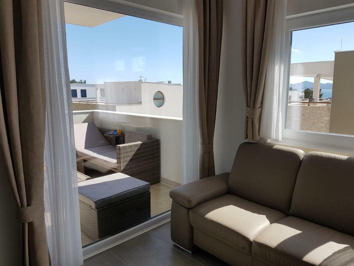 Apartment Aria Exclusive Петрчане Экстерьер фото